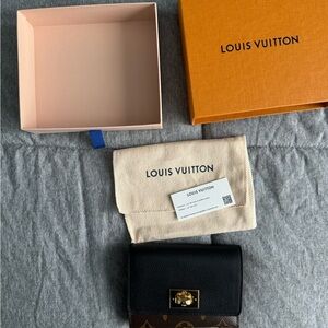 Gently used PF. Victorine OMS noir Louis Vuitton Wallet